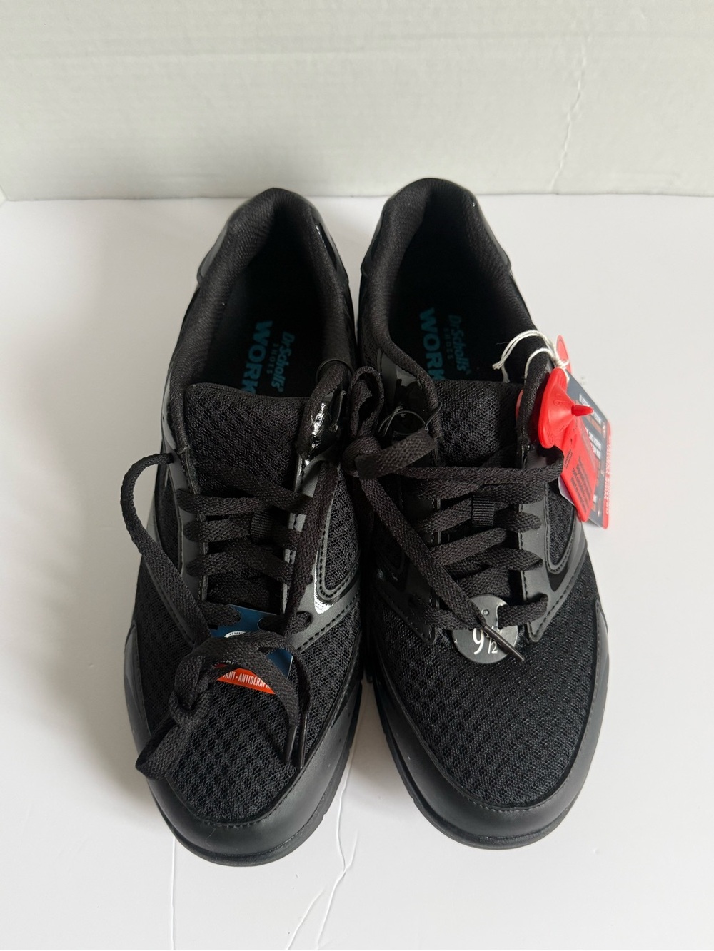 NWT WOMEN’S DR SCHOLL’S Inhale Work Sneakers Black Slip Resistant Wide 9.5